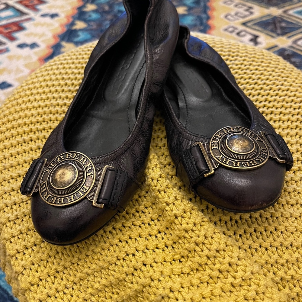 Burberry flats